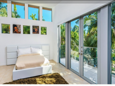 Venetian Beach Ultimate Luxury Villa